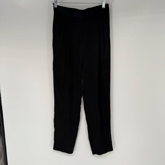 Babaton Aritzia Vogue Satin Pant Women's Size 0 Black High-Rise Pleated Straight - Picture 2 of 10